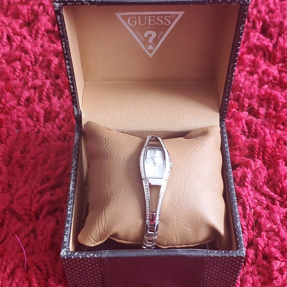 Guess Watch